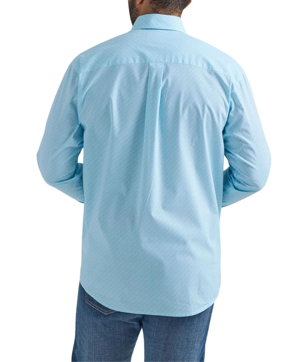 Wrangler Men's Classic Button Down Shirt - Image 2